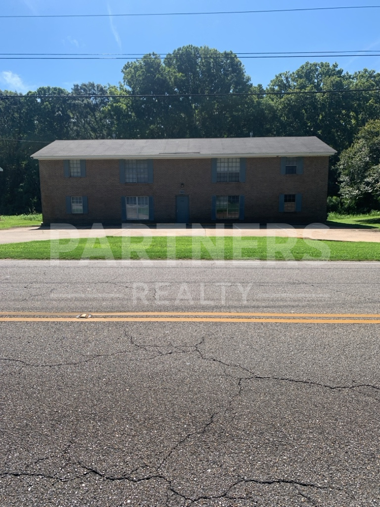 740 Coliseum Boulevard - 820B