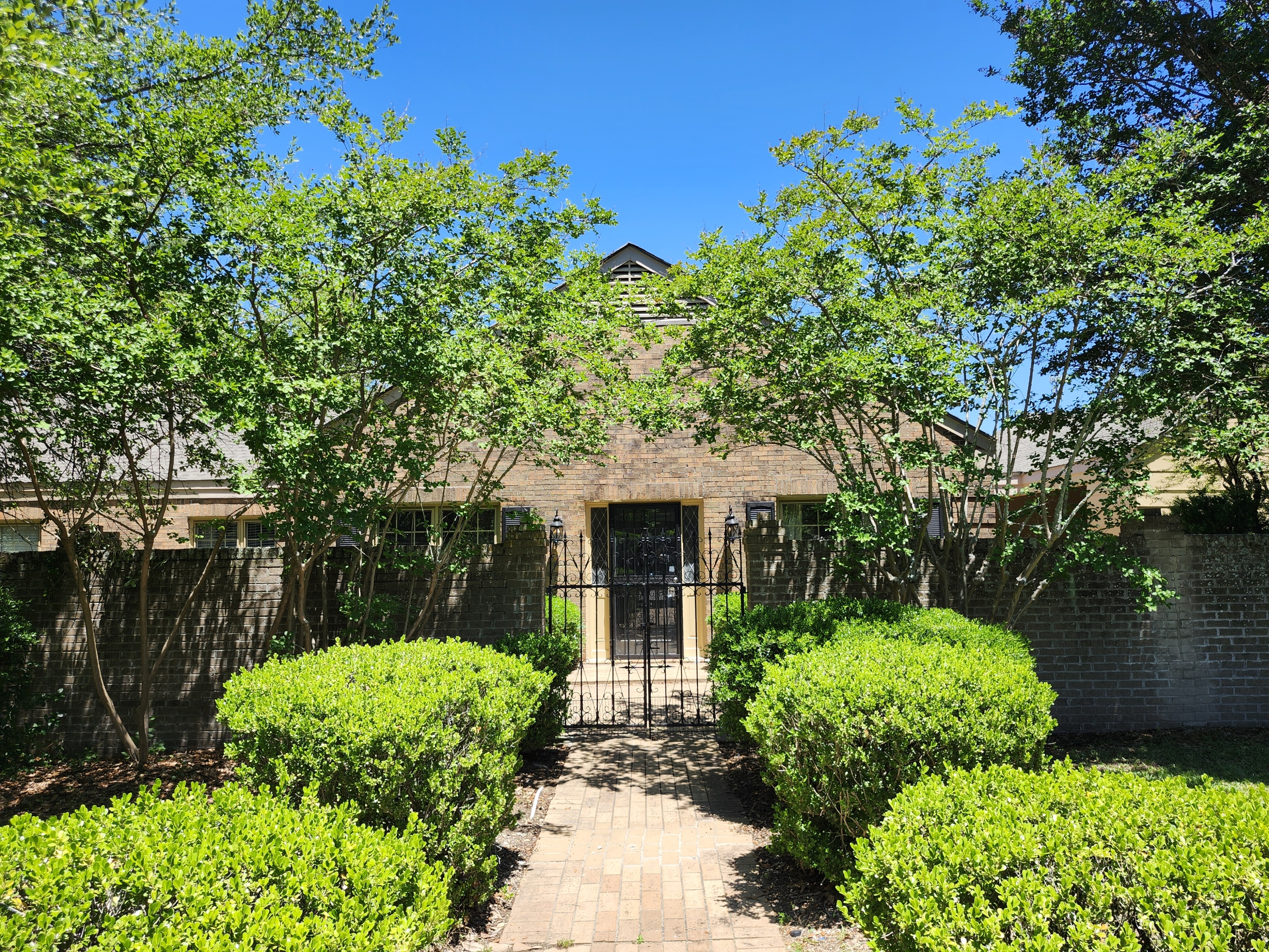 2983 Old Farm Road